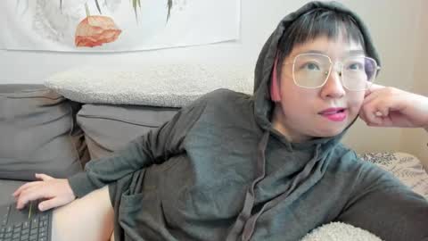 LuxGray online show from 01/05/26, 08:45