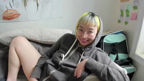 LuxGray online show from 04/20/26, 02:31