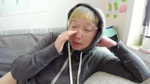 LuxGray online show from 04/24/26, 03:25