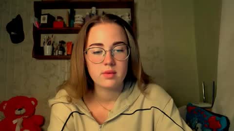 Katie online show from 10/12/25, 03:55