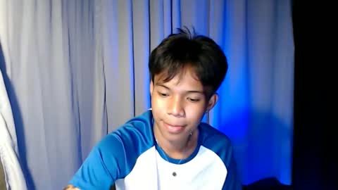 luxirfy online show from 04/23/26, 07:49