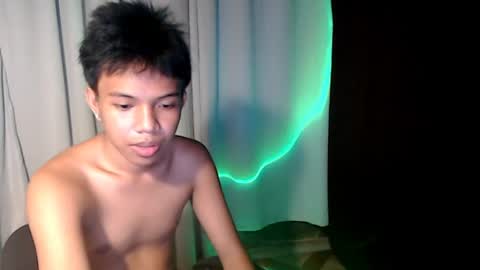 Snapshot of luxirfy_xx chatting on 07/14/26, 06:24 luxirfy online show from 07/14/26, 06:24