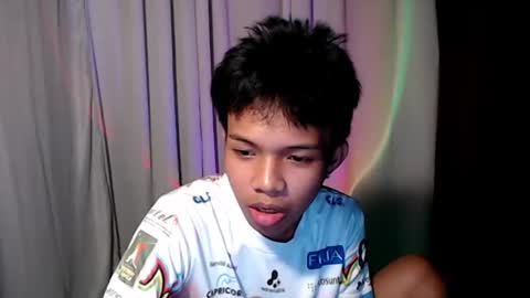 Snapshot of luxirfy_xx chatting on 07/22/26, 04:32 luxirfy online show from 07/22/26, 04:32