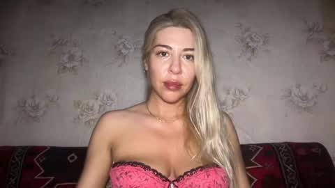 LuxSonyaStar online show from 07/25/26, 08:50