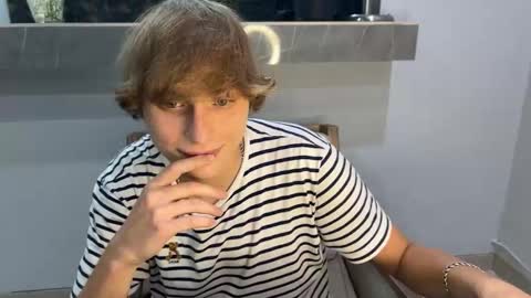 luxury_bob online show from 03/06/26, 06:04