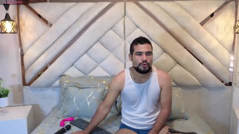 Lesly And Arnold online show from 01/29/25, 12:24