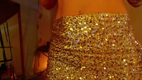 Snapshot of luxurydivine chatting on 05/09/26, 04:12 Liss online show from 05/09/26, 04:12
