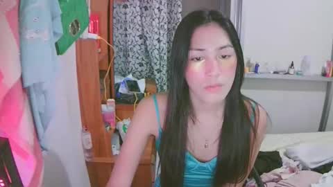 Snapshot of luxy27 chatting on 10/28/25, 06:06 nikke online show from 10/28/25, 06:06