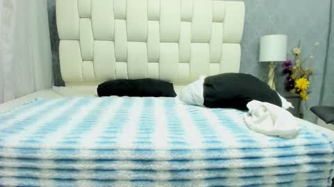 Snapshot of luz_mia1 chatting on 12/04/25, 11:08 Luz online show from 12/04/25, 11:08