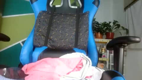 Snapshot of luzzy_cam chatting on 02/23/25, 11:14 luzzy I hope your visit and that we manage to get very hot online show from 02/23/25, 11:14