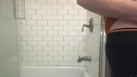 lvguynextdoor440656 online show from 03/15/26, 04:18