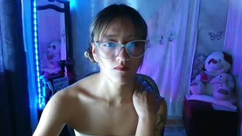 Call me Lia  online show from 10/14/25, 09:48
