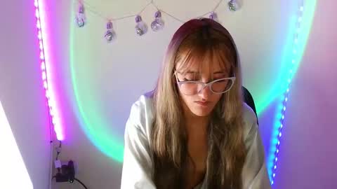 Call me Lia  online show from 11/11/25, 11:05