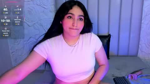 LYA DUBOIS  online show from 04/16/26, 09:39