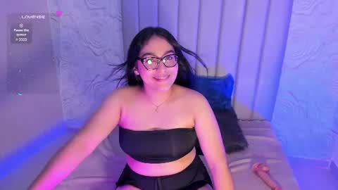 LYA DUBOIS  online show from 07/10/26, 10:56