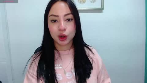 Snapshot of lya_levine chatting on 03/04/25, 03:15 Lya online show from 03/04/25, 03:15