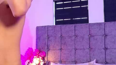 LYA online show from 04/19/26, 12:26