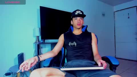 Lyam online show from 05/16/26, 08:00