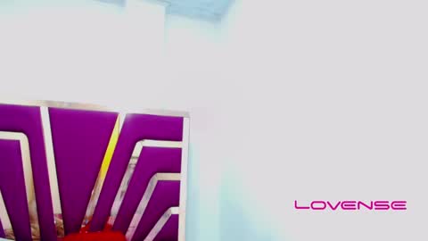 Snapshot of lyan_hotters chatting on 02/21/25, 07:34 lyan_hotters online show from 02/21/25, 07:34