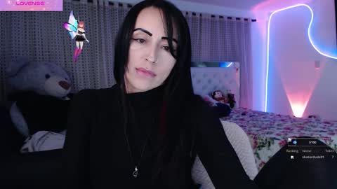 Lyann  online show from 12/03/25, 02:19