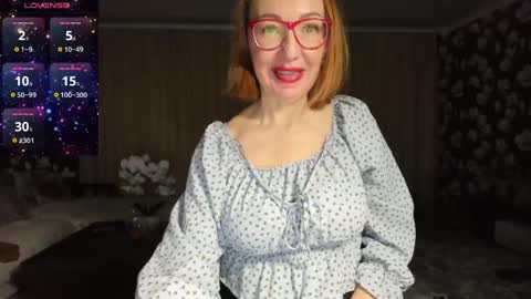 Snapshot of lyboff72 chatting on 12/08/24, 02:28 lybava online show from 12/08/24, 02:28