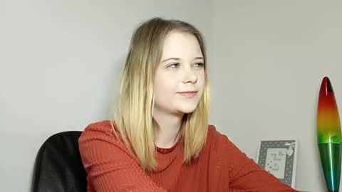 Lydia online show from 09/29/25, 06:13