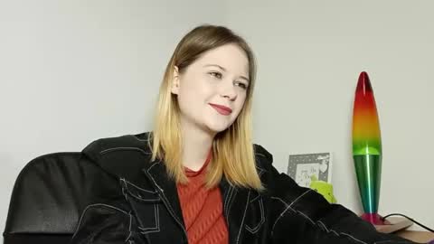 Lydia online show from 10/09/25, 06:28