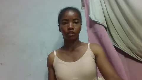 lydie856696 online show from 04/21/26, 02:51