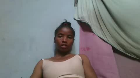 lydie856696 online show from 04/28/26, 02:44