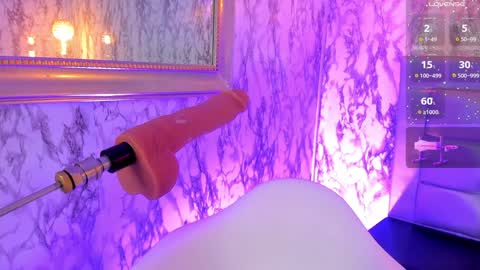 Lyen Rae  online show from 12/18/24, 02:10