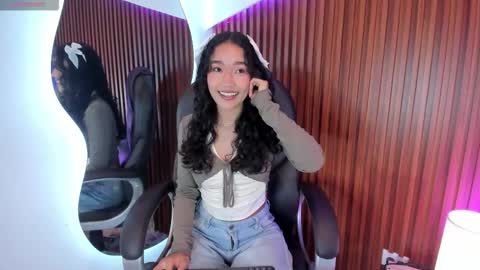 Lyhana Lee online show from 09/28/25, 12:32