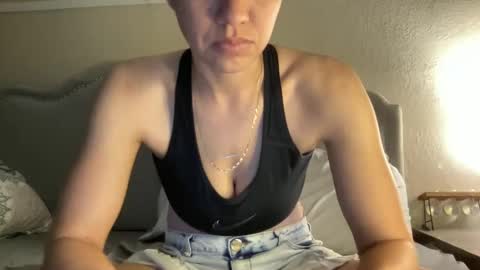 Olivia online show from 02/06/25, 11:37