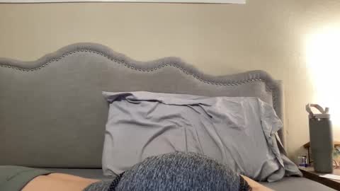 Olivia online show from 09/19/25, 11:49