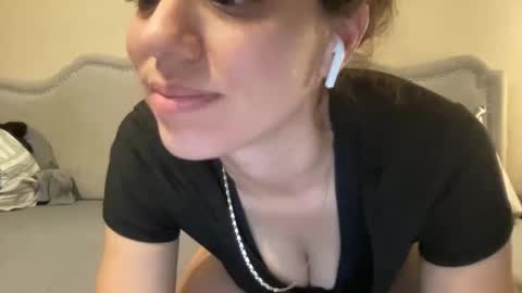 Olivia online show from 02/09/26, 03:54