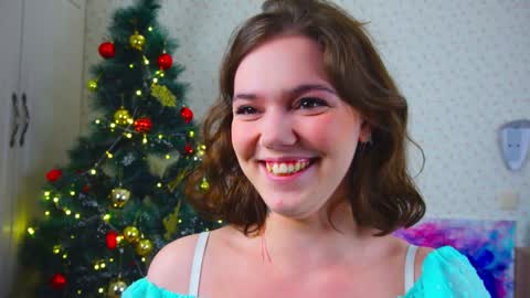 Snapshot of lyle_art chatting on 12/29/24, 03:11 hi im Lyle online show from 12/29/24, 03:11