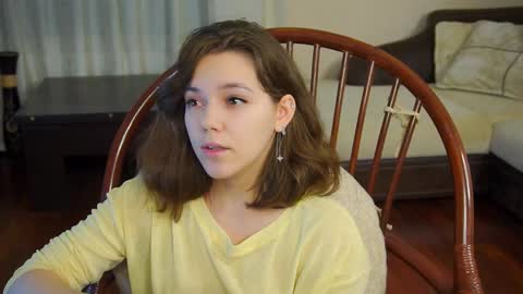 Snapshot of lyle_art chatting on 02/02/25, 03:21 hi im Lyle online show from 02/02/25, 03:21