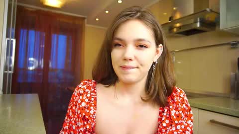 Snapshot of lyle_art chatting on 02/14/25, 03:22 hi im Lyle online show from 02/14/25, 03:22