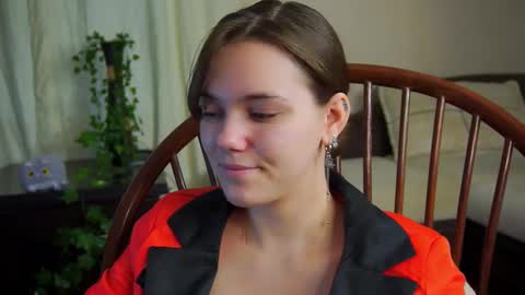 Snapshot of lyle_art chatting on 02/23/25, 03:02 hi im Lyle online show from 02/23/25, 03:02