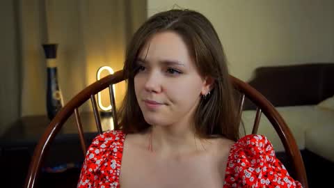 Snapshot of lyle_art chatting on 03/06/25, 05:14 hi im Lyle online show from 03/06/25, 05:14