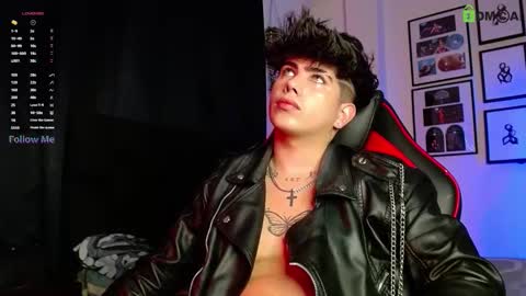 Lyle Bennett Freelance Model online show from 11/19/25, 10:48