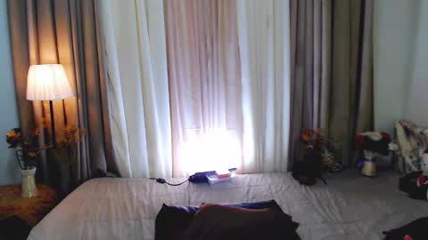 lylia_lust online show from 11/24/25, 09:47