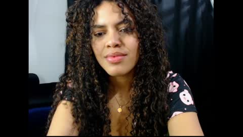 lylii_evans online show from 02/09/25, 03:32