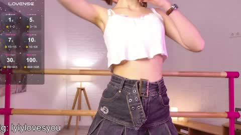 Lyly   online show from 04/08/26, 07:19