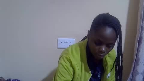 lyn_anna online show from 12/22/25, 09:50