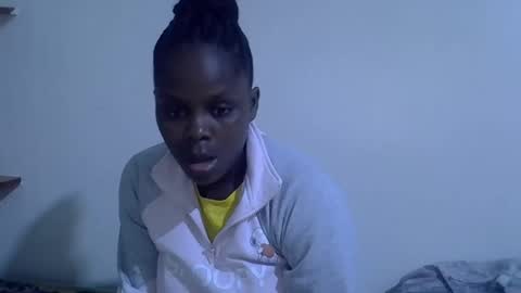 lyn_anna online show from 05/16/26, 12:29