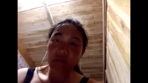 lyn_eva online show from 04/23/26, 10:14