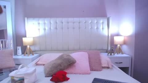 Lyn online show from 02/27/25, 11:20