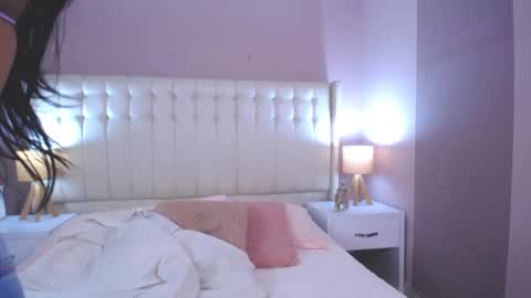 Lyn online show from 03/08/25, 11:27