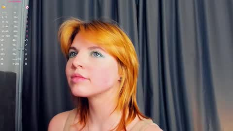 Snapshot of lyndseyfrankin chatting on 02/23/26, 07:44 lyndseyfrankin online show from 02/23/26, 07:44