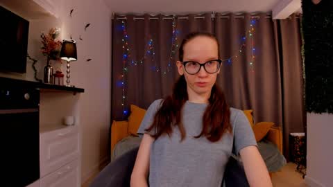 Snapshot of lynettebails chatting on 02/01/25, 04:11 Sara online show from 02/01/25, 04:11